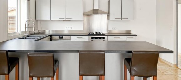 6 bedrooms Villa in Les Mees, France No. 338548 6