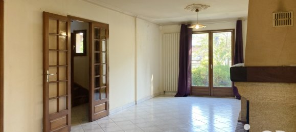 3 bedrooms House in Gagny, France No. 348068 2