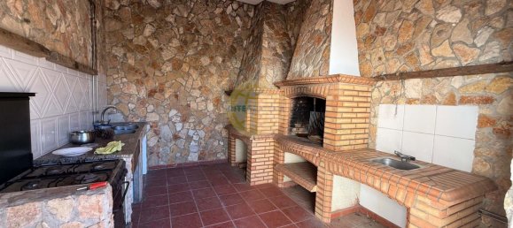 5 bedrooms Villa in Caldas da Rainha, Portugal No. 200146 9