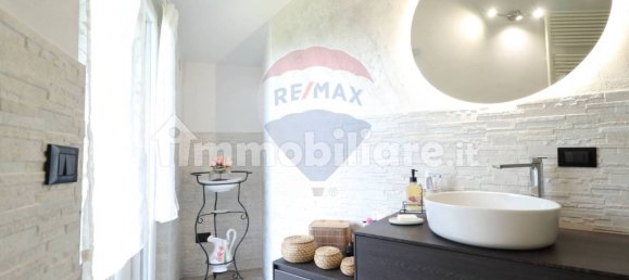 2 Schlafzimmer Wohnung in Bottanuco, Italy, Nr. 318965 10