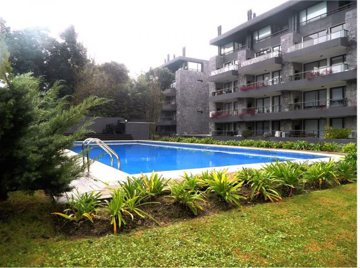 2 bedrooms Apartment in Punta del Este, Uruguay No. 1129