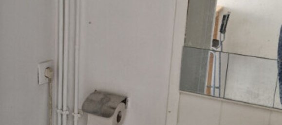 Apartamento de 1 dormitorio en Paris, France No. 281671 4