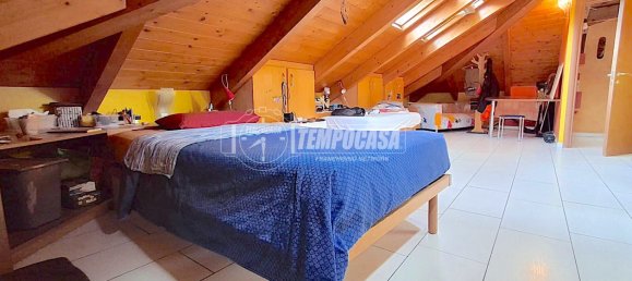 3 bedrooms Villa in Pianezza, Italy No. 298133 2