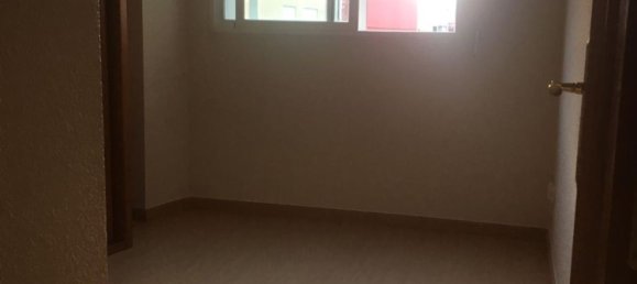 Apartamento de 4 dormitorios en Valencia, Spain No. 20840 12