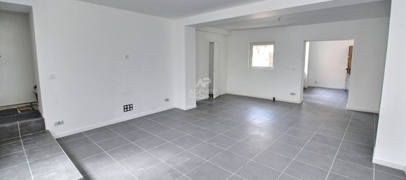 Casa de 6 dormitorios en Vaux-sur-Seine, France No. 183383 2