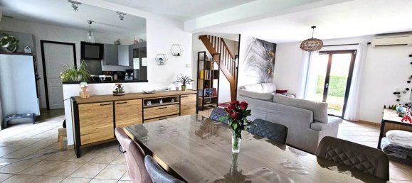 5 غرف نوم فيلا في Marcilly-en-Villette, France رقم 49549 3