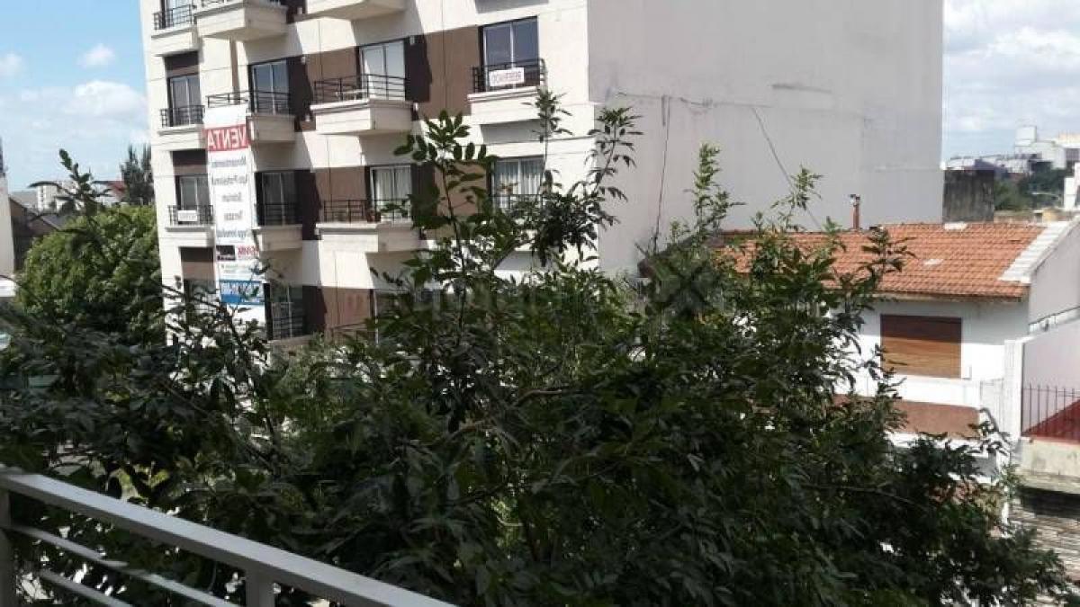 Studio in Buenos Aires, Argentina No. 90724