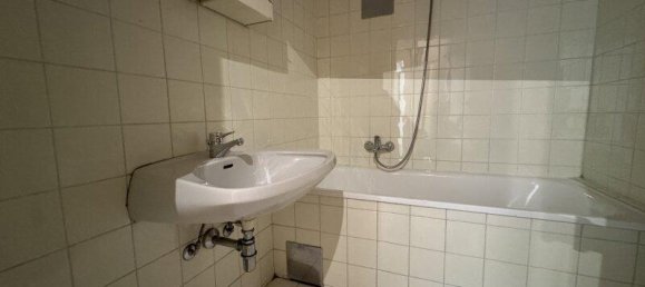 Studio in Brigittenau, Austria No. 194984 5