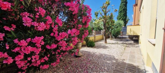 6 rooms Apartment in Foligno, Italy No. 288538 8