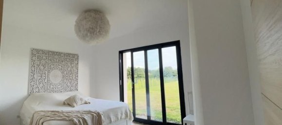 4 bedrooms House in Bernay, France No. 353171 9