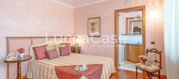 Villa de 30 habitaciónes en Montecarlo, Italy No. 51019 29