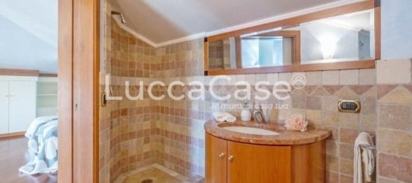 Villa de 30 habitaciónes en Montecarlo, Italy No. 51019 15