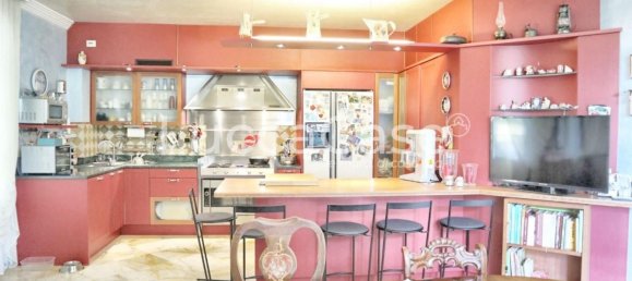 Villa de 30 habitaciónes en Montecarlo, Italy No. 51019 42