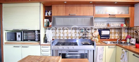 Villa de 30 habitaciónes en Montecarlo, Italy No. 51019 40