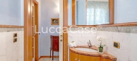 Villa de 30 habitaciónes en Montecarlo, Italy No. 51019 30