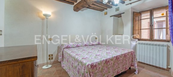 6 chambres Bâtiment à Perugia, Italy No. 127828 5