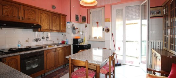 Apartamento de 4 habitaciónes en Alba, Italy No. 204041 30