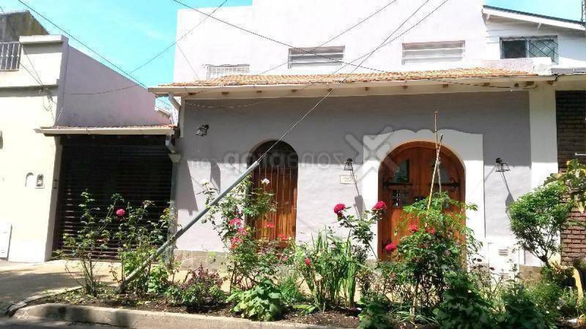 3 bedrooms House in Vicente Lopez, Argentina No. 61569