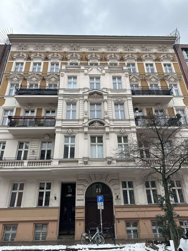 4 rooms Apartment in Schoneberg, Germany No. 217941