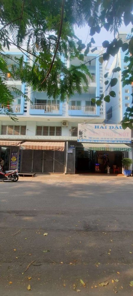 72.9m² Townhouse in District 7, Vietnam No. 9766