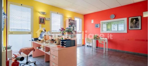 5-Zimmer Büro in Gattatico, Italy, Nr. 165423 8