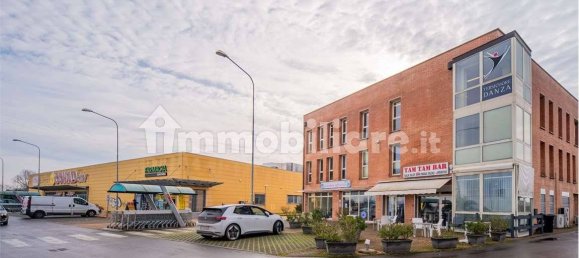 5-Zimmer Büro in Gattatico, Italy, Nr. 165423 12