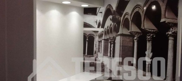 300m² Commercial property in Benevento, Italy No. 303760 21