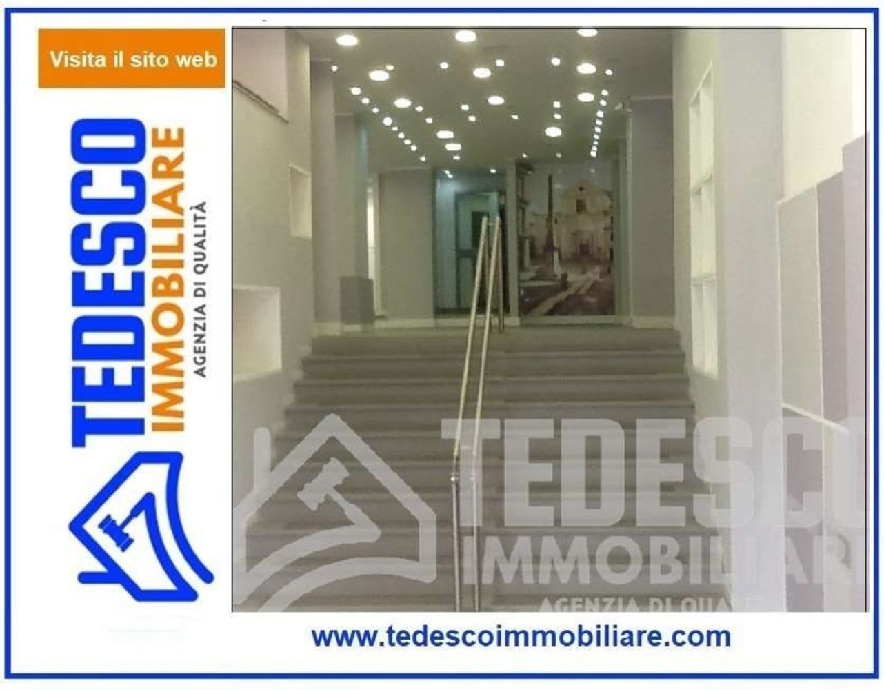 300m² Commercial property in Benevento, Italy No. 303760