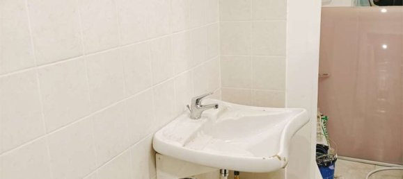 300m² Commercial property in Benevento, Italy No. 303760 40