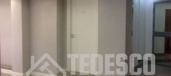 300m² Commercial property in Benevento, Italy No. 303760 19