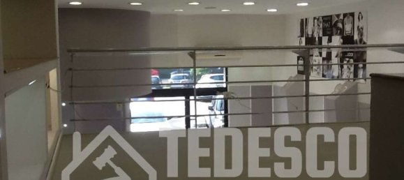 300m² Commercial property in Benevento, Italy No. 303760 20