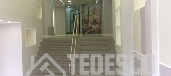 300m² Commercial property in Benevento, Italy No. 303760 13