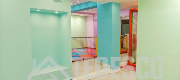 300m² Commercial property in Benevento, Italy No. 303760 46