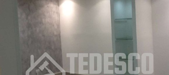 300m² Commercial property in Benevento, Italy No. 303760 18