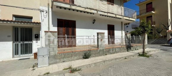 2 غرف نوم شقة في Oliveri, Italy رقم 69553 2