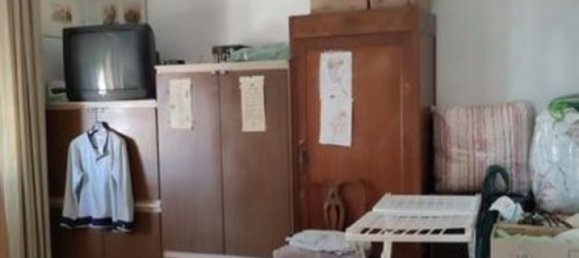 4 rooms Apartment in Perugia, Italy No. 190448 10