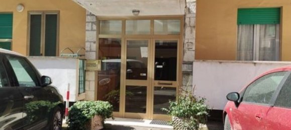 4 rooms Apartment in Perugia, Italy No. 190448 19