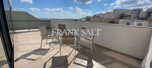 2 bedrooms Penthouse in Mellieha, Malta No. 7814 13