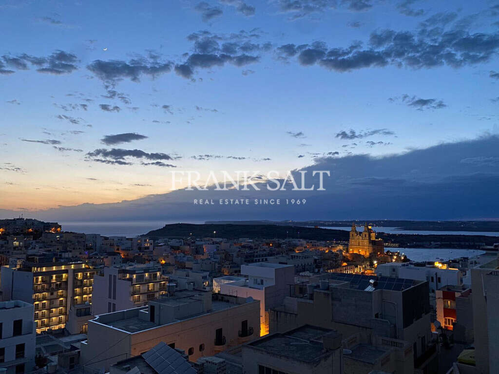 2 bedrooms Penthouse in Mellieha, Malta No. 7814