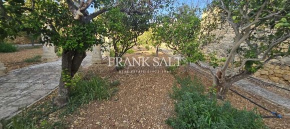 4 bedrooms Hotel in Zurrieq, Malta No. 2542 2