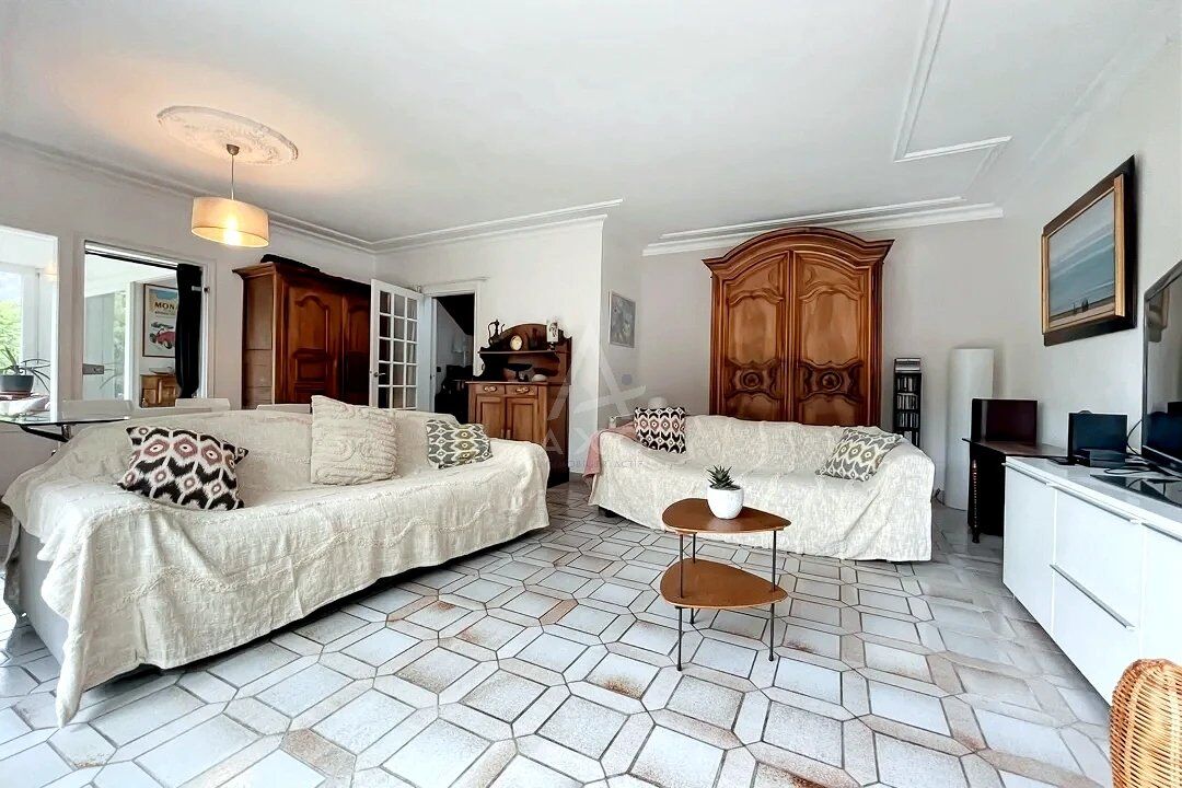 5 chambres Villa à Cesson-Sévigné, France No. 327179