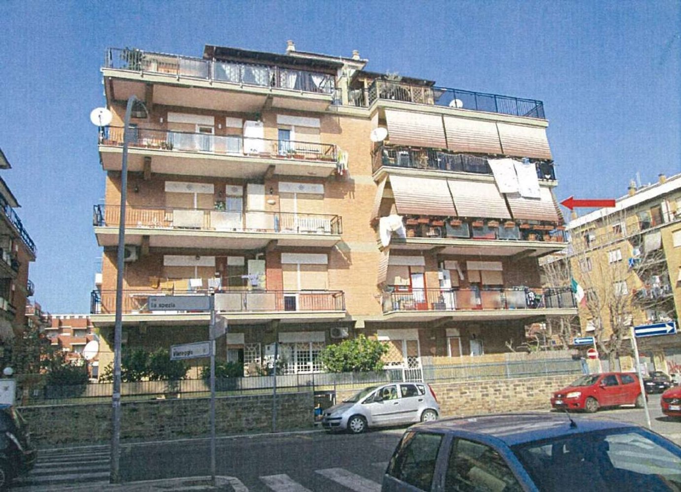 3غرفة شقة في Pomezia, Italy رقم 193818