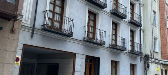 12m² Garage in Valladolid, Spain No. 66805 2