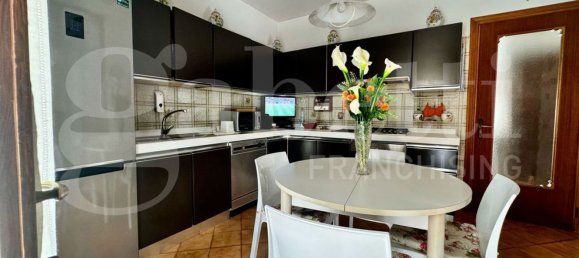 5 rooms Villa in Castelfranco Veneto, Italy No. 299021 2