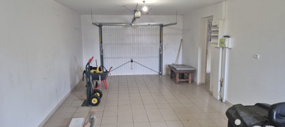 4 bedrooms House in Roquefort, France No. 101132 9