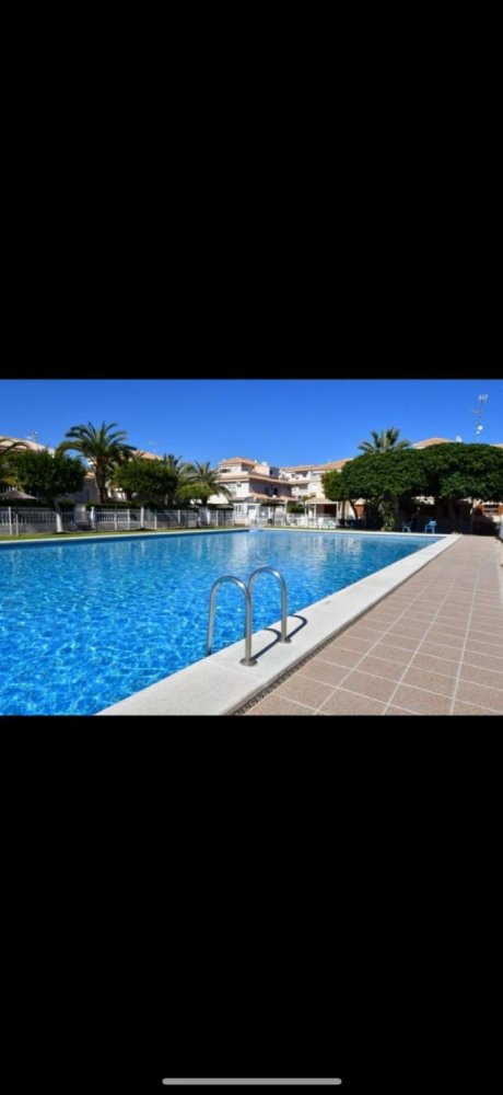 2 chambres bungalow à vendre à La Zenia, Alicante, Valencian Community, Spain № 366048