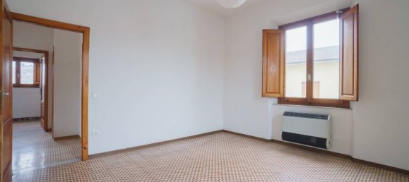 Edificio de 5 habitaciónes en Montecatini Terme, Italy No. 120989 9