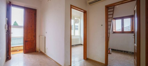 Edificio de 5 habitaciónes en Montecatini Terme, Italy No. 120989 13