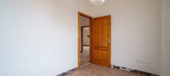 Edificio de 5 habitaciónes en Montecatini Terme, Italy No. 120989 18