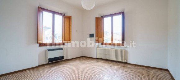 Edificio de 5 habitaciónes en Montecatini Terme, Italy No. 120989 12